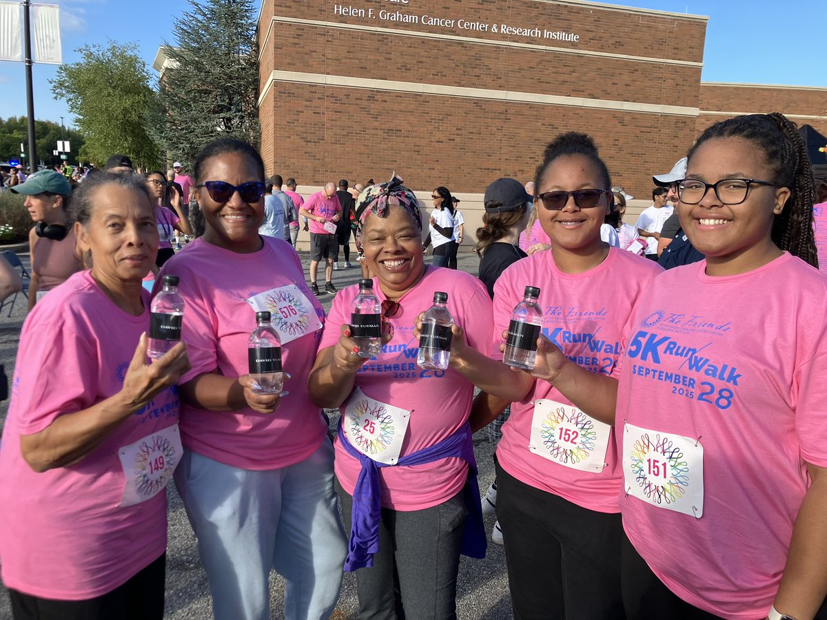 MDP_CF's tweet image. This wknd founder &amp;amp; president Jackki Kennedy participated in the Friends of @HFGCancerCenter’s 5k! 

Help us as we continue to support them at The KBWB. Early bird pricing ends OCT 5TH. Join us for a night of elegance &amp;amp; fun! Buy your tix at MDPCF.org

#MDPCF #5k
