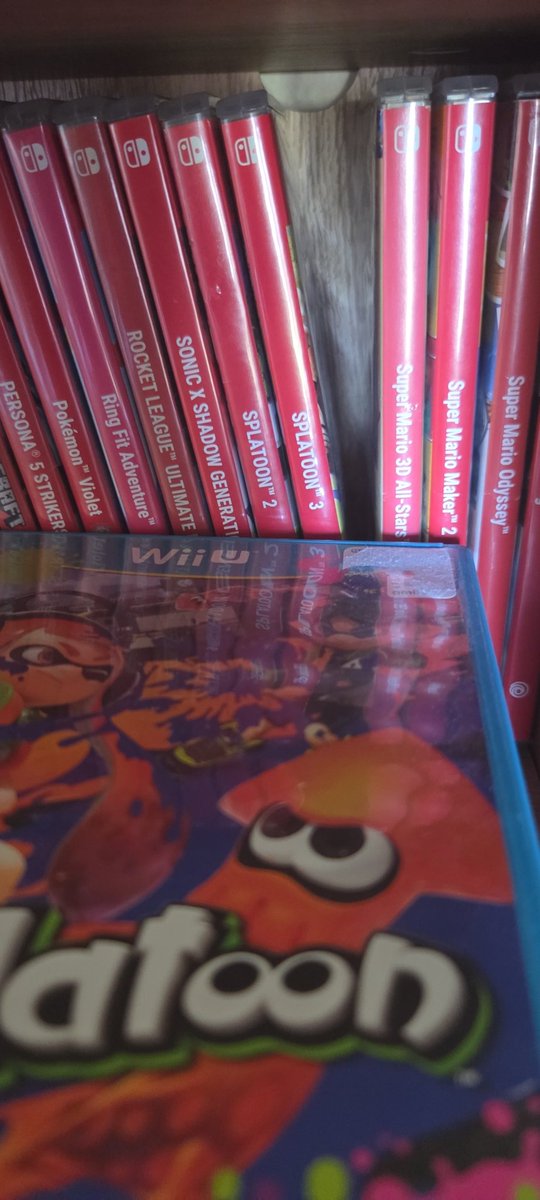 Neutral John Yellow tweet media