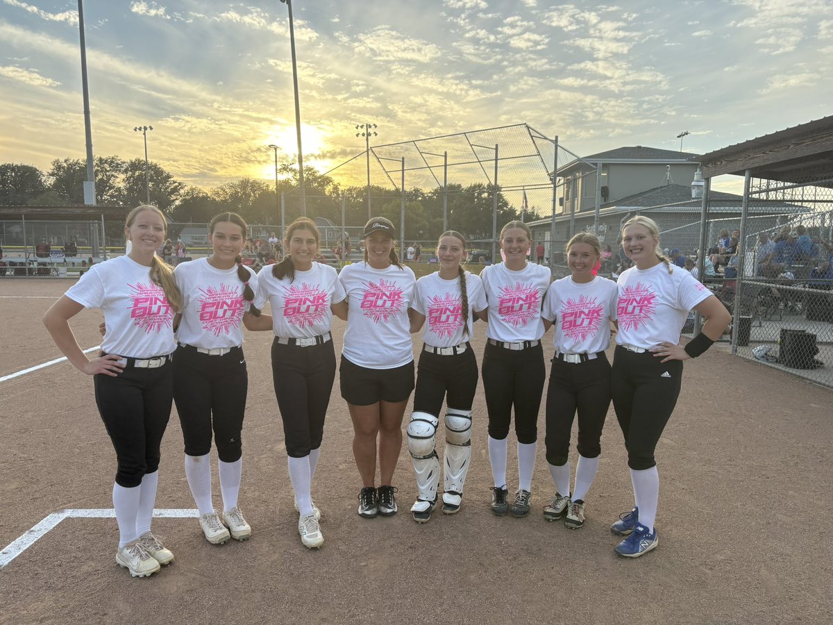 What a night of softball as we came out w/ 2 wins against a great Neumann team #Elevate #ITB

JV
- <a href="/LilahNovotny14/">Lilah Novotny</a> w/ 5K in the ⭕️
- <a href="/PaizS19/">Paizlee Strode</a> 3 RBI triple💪

Varsity
- <a href="/SofiaDill2/">Sofia Dill</a> punches out 12 in a complete game &amp; a 💣
- <a href="/elliemilburn02/">ellie</a> another 💣 (Grand Slam Edition)
