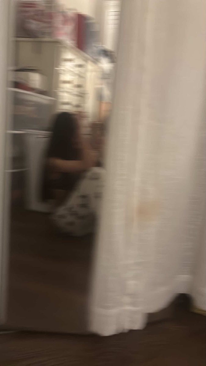 forevsss's tweet photo. ✧･ﾟ: ✧･ﾟ: ♡ :･ﾟ✧

I’m Sara!✿

BUY FROM MEEEE >~<

My perks r 
✿ Customs
✿ Longer videos
✿ faster responses and keep talking to buyers :p 

DM me for my full menu + details.
✧･ﾟ: ✧･ﾟ: ♡ :･ﾟ✧:･ﾟ✧ https://t.co/xWIu04S6hl