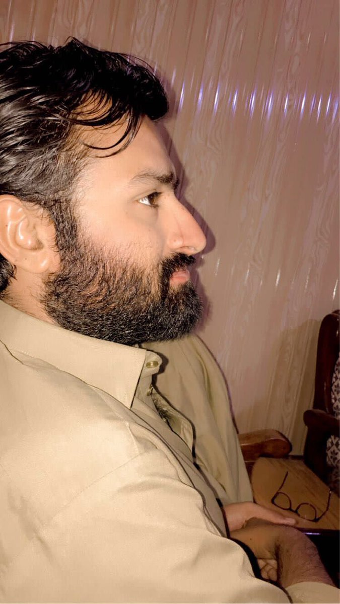 Abd____ullah_'s tweet photo. تو بِن اندر ۾ آهي رڳو ماتم ايئن ڪربلا 💔😭 https://t.co/PZ4V4XrpPO