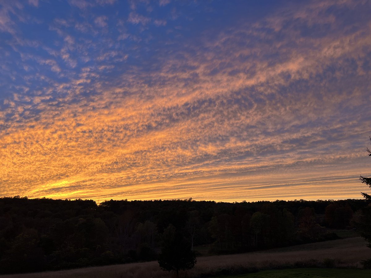 mike_ebbers's tweet photo. @Mr_Evans1109 An incredible sunset indeed! https://t.co/mVxdmyi2au