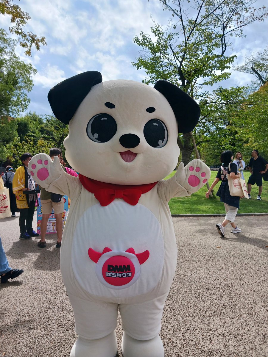nyui8mii8's tweet image. 隅田公園で企業のゆるキャラ
が集合(１)💓✨💓✨
#隅田公園
#ゆるキャラ
#猫３匹