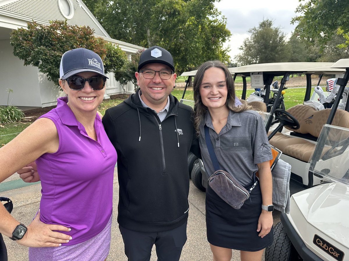 Had a fun day out on the course at the <a href="/capnetwork_sac/">Capitol Network</a> Golf Tournament⛳  Always great connecting with <a href="/joshua_hoover/">Josh Hoover</a>.