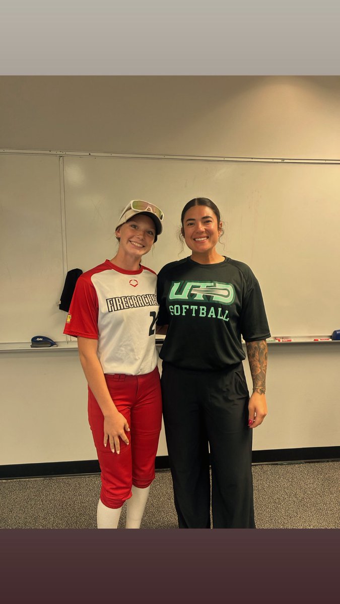 Payton Spurgin (@paytonspurgin20) on Twitter photo Had a great weekend at <a href="/UTDCometSB/">UT Dallas Softball</a>, from watching the team practice on Friday to camp on Sunday. Met some amazing girls and learned a lot from the coaches.  Absolutely loved the classroom portion of camp taught by <a href="/haley45lee/">Haley Lee</a>.  Huge thank you to <a href="/coachkayladunn/">Kayla Dunn</a>  for the invite. Had a great weekend at <a href="/UTDCometSB/">UT Dallas Softball</a>, from watching the team practice on Friday to camp on Sunday. Met some amazing girls and learned a lot from the coaches.  Absolutely loved the classroom portion of camp taught by <a href="/haley45lee/">Haley Lee</a>.  Huge thank you to <a href="/coachkayladunn/">Kayla Dunn</a>  for the invite.