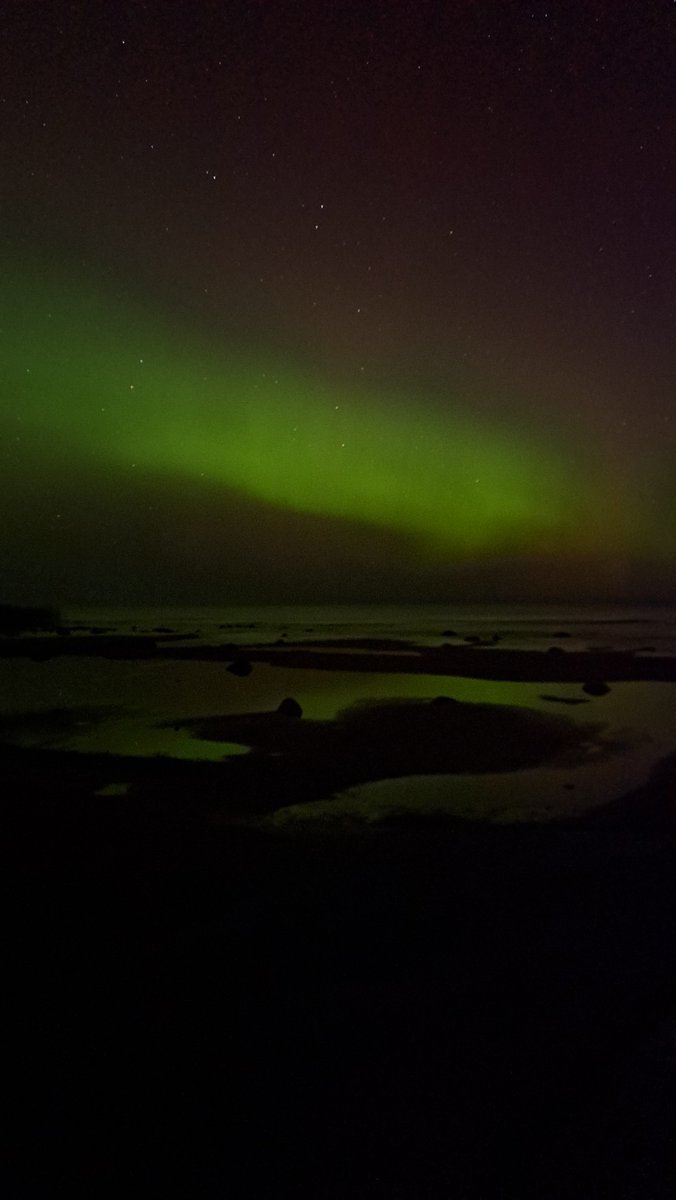 Все бросить и мотнуться на Ладогу смотреть сияху🤩