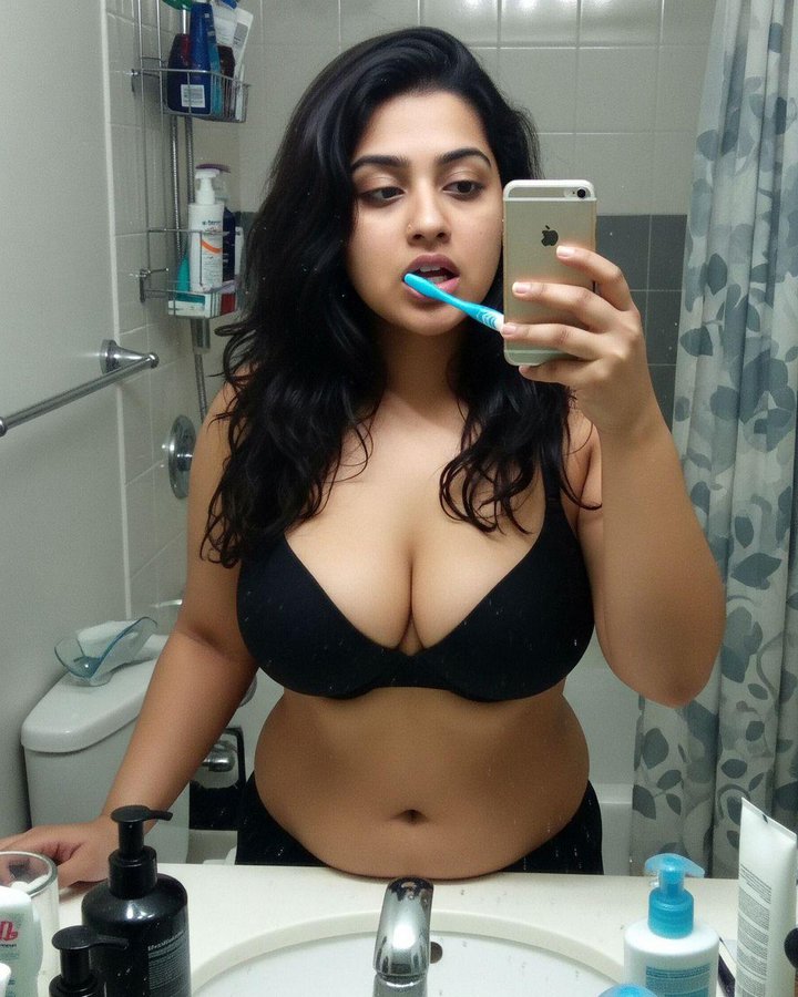 G2DcNZybkAEew6x?format=jpg&name=900x900