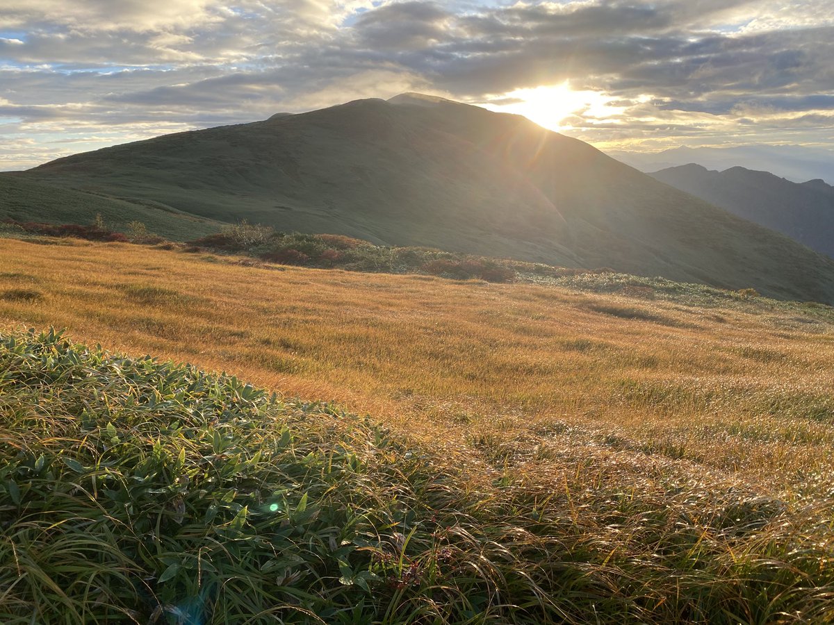 平標山の人(平標山の家公式) on X