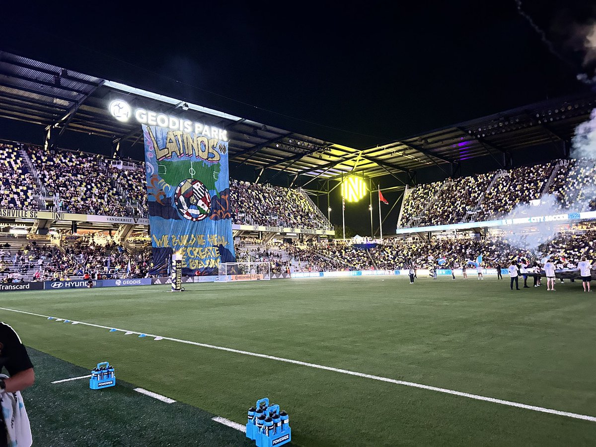 LaBrigadaDeOro's tweet photo. This past Saturday we had the amazing honor to display our tifo @GEODISPark for the @NashvilleSC game. In celebration of Hispanic Heritage Month. We truly thank 🙏🏽 all those who volunteered their time and effort in making this possible. In such a short time frame. 
#EveryoneN https://t.co/WgCczKf6fl