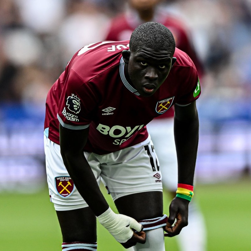 🇸🇳🎯 | 𝐄𝐋 𝐇𝐀𝐃𝐉𝐈 𝐌𝐀𝐋𝐈𝐂𝐊 𝐃𝐈𝐎𝐔𝐅 (𝟐𝟎) is the FULL-BACK with 𝐌𝐎𝐒𝐓 𝐀𝐒𝐒𝐈𝐒𝐓𝐒 (𝟑) in the Premier League this season 

𝐁𝐄𝐀𝐒𝐓𝐓𝐓𝐓𝐓 ⭐️⭐️⭐️