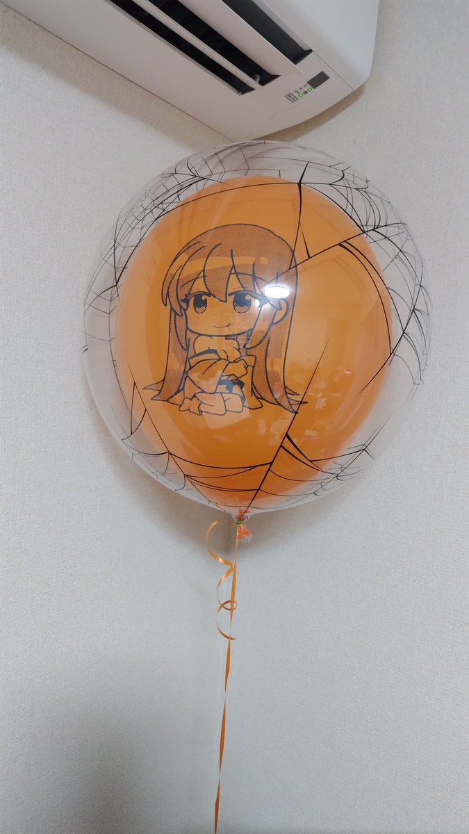 ハロウィン🎃通り越してクリスマスの商戦云々とか聞いてひっくり返ってます　#みこくのほまれ