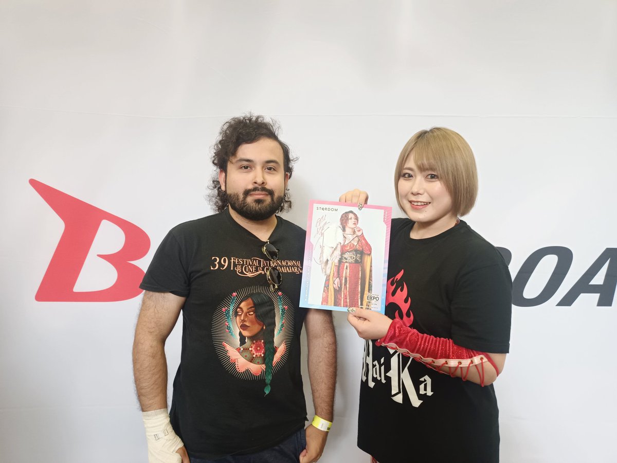 Victor_RCornejo's tweet photo. Yesterday i got to meet my favorite wrestler. It was a great moment. @_Maika0324 #AniMole2025 #Stardom https://t.co/Asrhy0qk6f