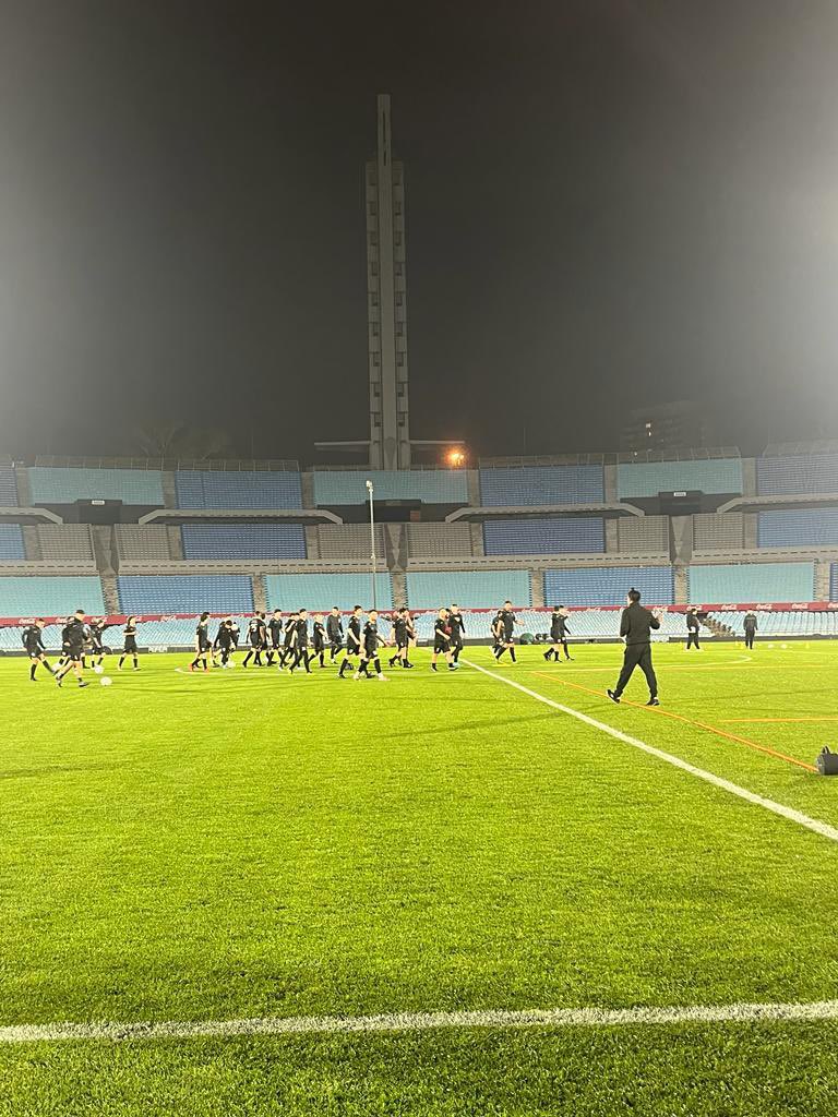 itpaudef's tweet image. Este septiembre celebramos 10 años formando entrenadores en ITP-AUDEF. Gracias a los Profesores José Luis Ayala y Nelson Roche, fundadores de este camino, y a los más de 2.500 egresados que han pasado por nuestras aulas, seguimos construyendo juntos el futuro del fútbol.