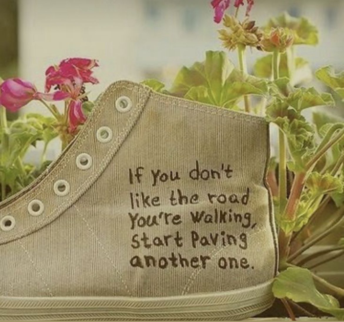 Dragonslayerma7's tweet image. Good advice!