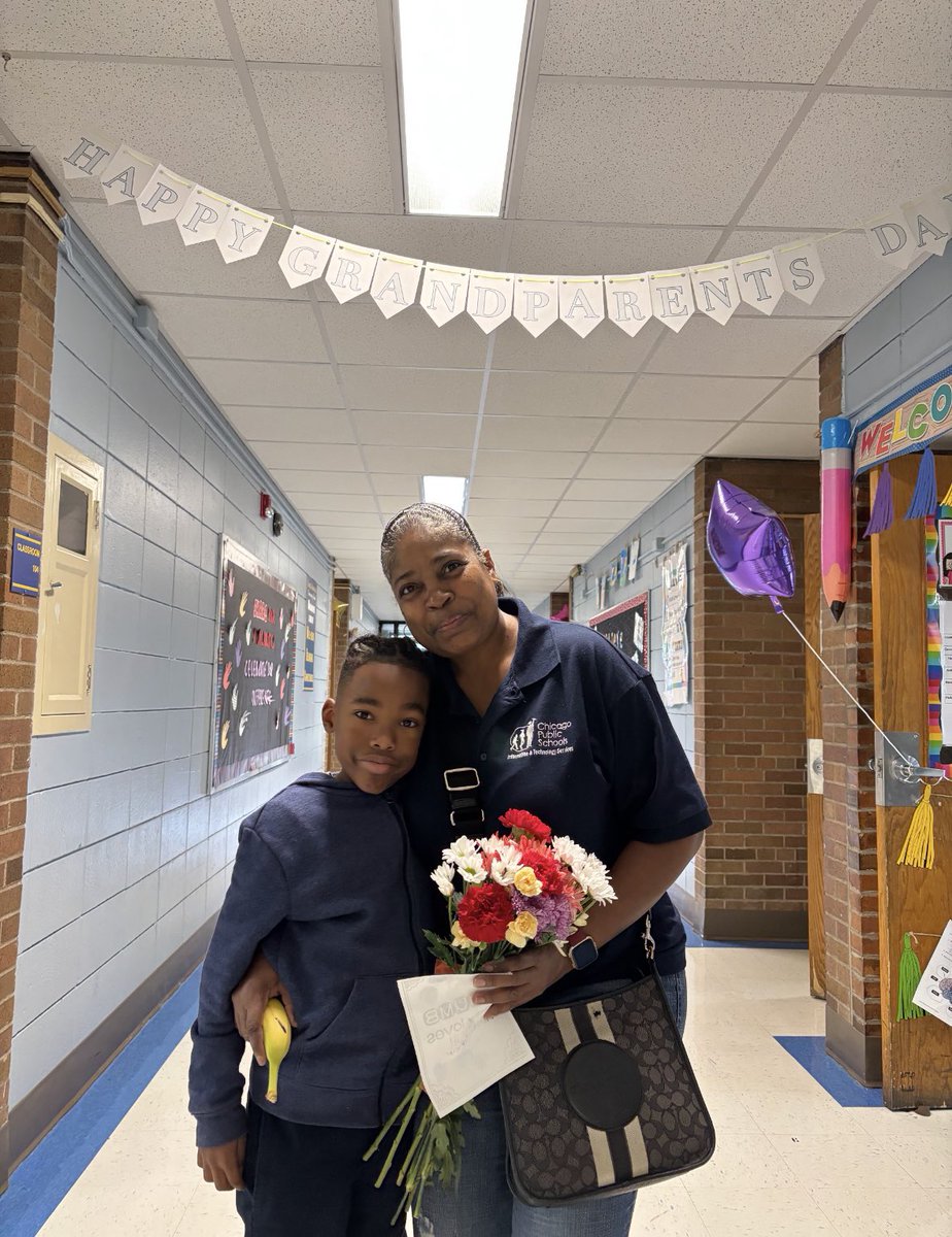 Network10CPS's tweet image. Celebrating Grandparents and Alumni Day at Carroll-Rosenwald School! @ChiPubSchools