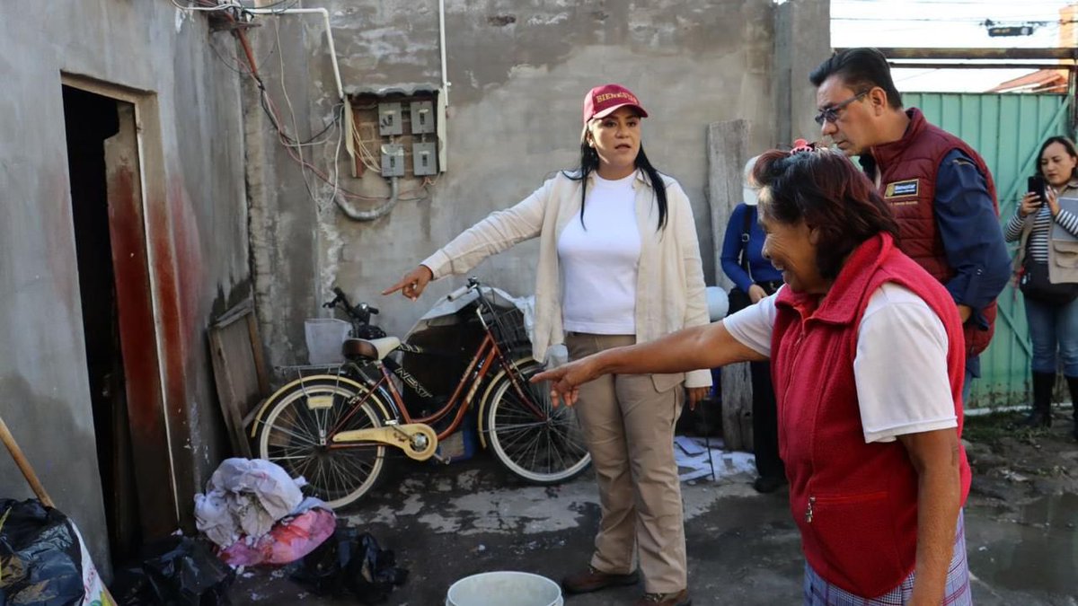 A_MontielR's tweet image. Por instrucciones de nuestra presidenta @Claudiashein, nos trasladamos a las zonas afectadas por las recientes lluvias para implementar el #CensoBienestar y apoyar a las familias de #Nezahualcóyotl, #Edomex.
@Adolfo_Cerqueda
@OscarDelCuetoG
@RodrigoAbdalaD @Carlos_Luna_Vaz…