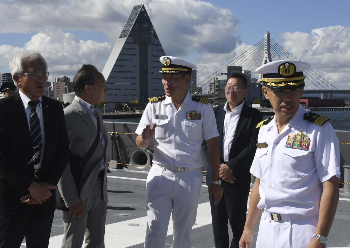 JMSDF_orh's tweet image. 【青森港での護衛艦の一般公開】
9月27日(土)・28日(日)に青森港で開催された #Sea級グルメ全国大会 にあわせ新中央埠頭で ＃ゆうべつ の一般公開を行いました。たくさんのご来場ありがとうございました。
#海上自衛隊 #大湊地区隊