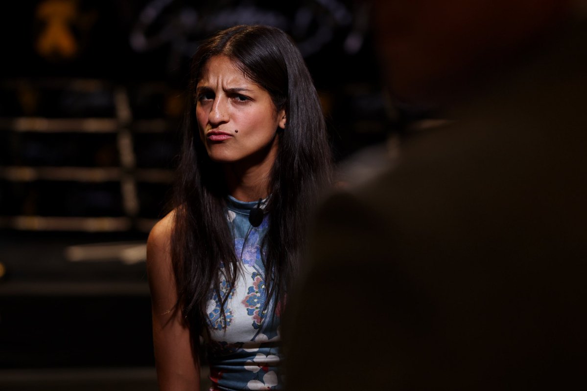 GabrielaFundor3's tweet image. The name’s “SWEET POISON”🤠…. Don’t wear it out!
#boxing #championsleague #undisputed #queen 
📸: @crisesquedaphoto