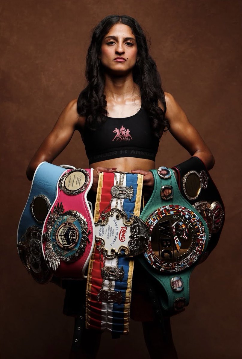 GabrielaFundor3's tweet image. The name’s “SWEET POISON”🤠…. Don’t wear it out!
#boxing #championsleague #undisputed #queen 
📸: @crisesquedaphoto