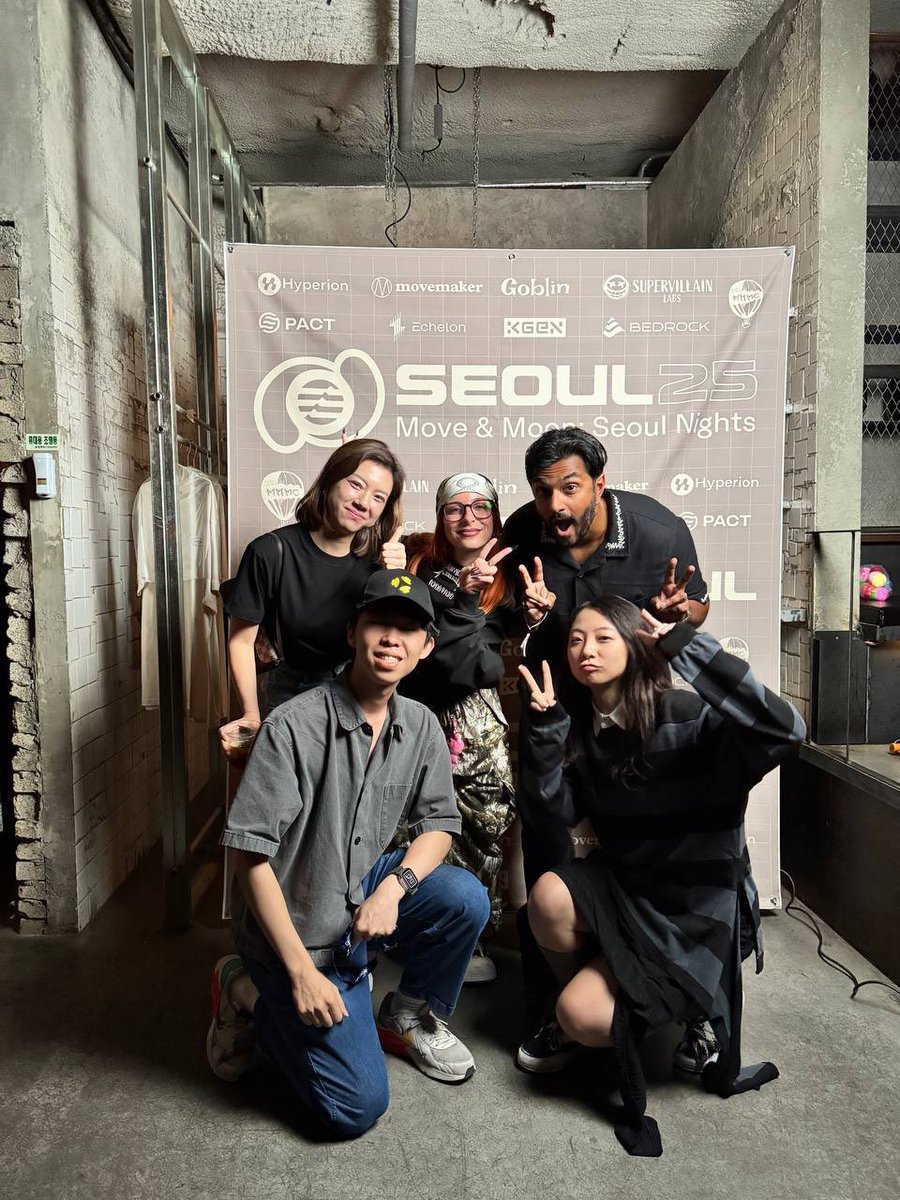 AptosLabs's tweet image. That’s a wrap on Korea Blockchain Week 2025! 🇰🇷

From conference panels to community conversations, Aptos Labs spotlighted one message:

We&apos;re building the rails for global money movement on @Aptos.

Rails that enable capital to flow seamlessly at scale—through onchain markets,…