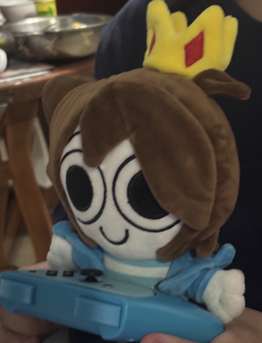 cobedaisy's tweet photo. Aradir playing Mario Party https://t.co/9Tb0MJtTla