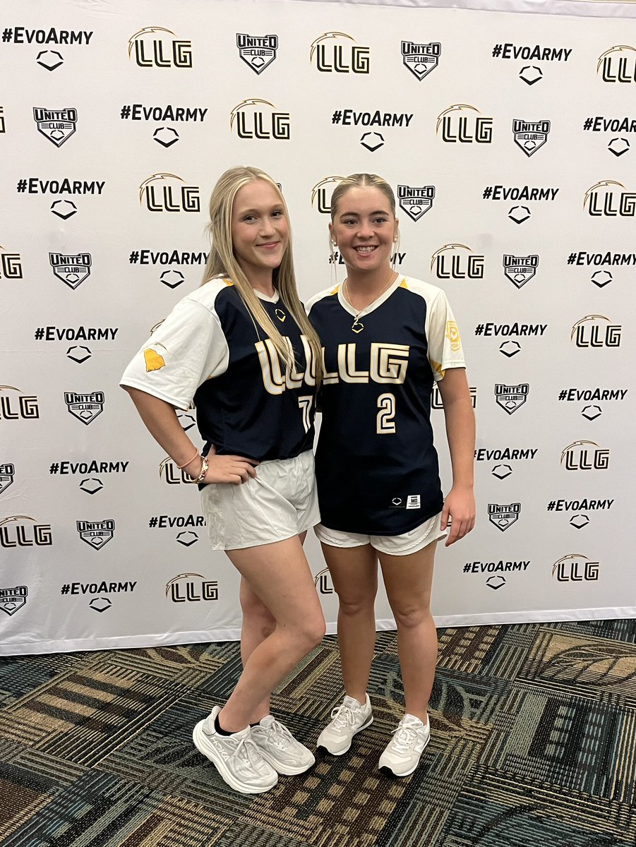 EllaHinson07 tweet media