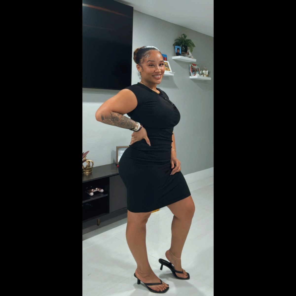 Queen Tee tweet media