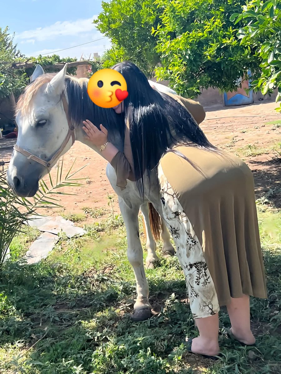 اذا رزقت بمن يفهمك فأحتفظ به 
م يفهمك يسبق م يحبك بخطوة
 وم يطمئنك يسبقهم بأميال 🤍🌟🕊

#الهلال_ناساف