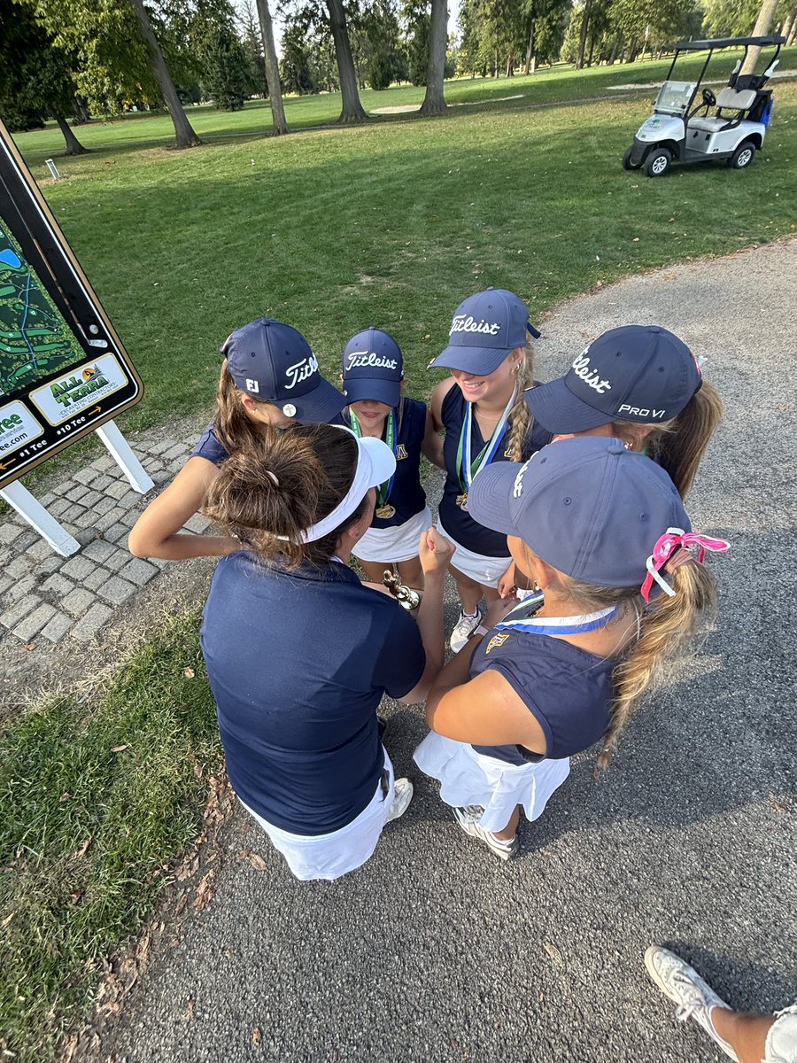 GirlsGolfAHS's tweet photo. So proud of these #Ladybluestreaks!! They continue to work hard and show up, and today they prevailed against a competitive field! #Statebound!! ⛳️ https://t.co/HbmKVHvDxr