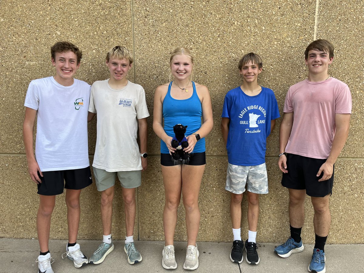 lea_country's tweet photo. ALCC-winners of the speedy the skunk race, the green team, Caden, Zack, crystal, Andrew and Noah https://t.co/zPevDZCnV1