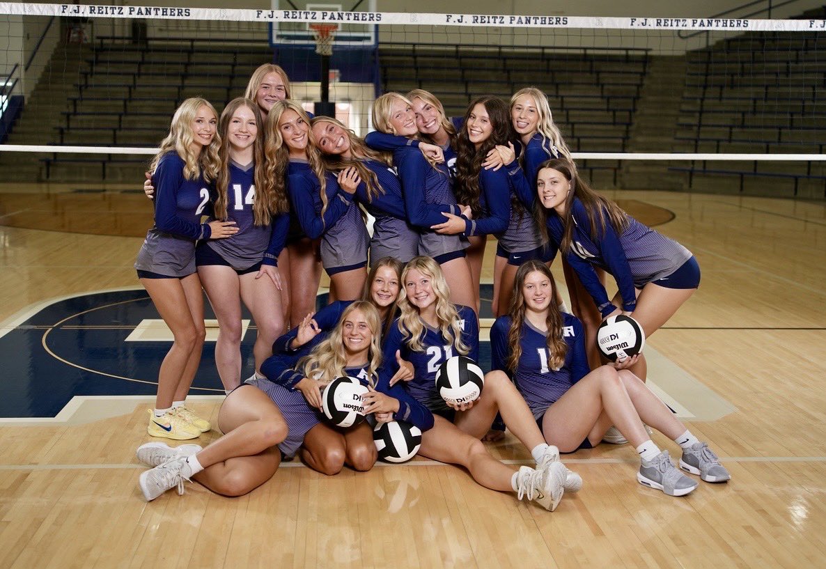 SENIOR NIGHT FOR R GIRLS VOLLEYBALL

when: tuesday 9/30 
where: reitz
time: 6:15

senior night between jv and varsity so be there