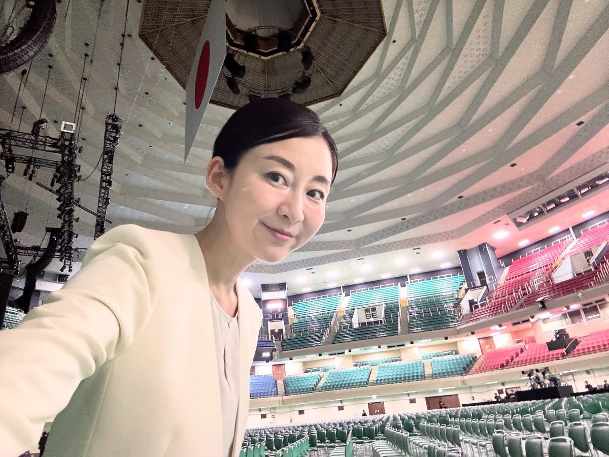 saorian's tweet photo. 日本武道館。

この秋もここでご一緒できたこと。

本当に嬉しく、ありがたい気持ちでいっぱいです。 https://t.co/kXaHT6l6E7