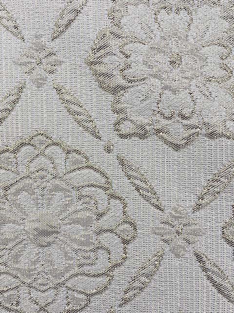 ⭐ プラチナジャガード第五章 ⭐️
ゴールドとシルバーラメが入った贅沢なフクレジャガードに、新柄の幾何花柄が入荷しました。
立体感があり、舞台映えしますよ！

価格385円(税込)/10cmにつき
coralshop.jp/shopdetail/000…

#コーラル #生地 #ジャガード