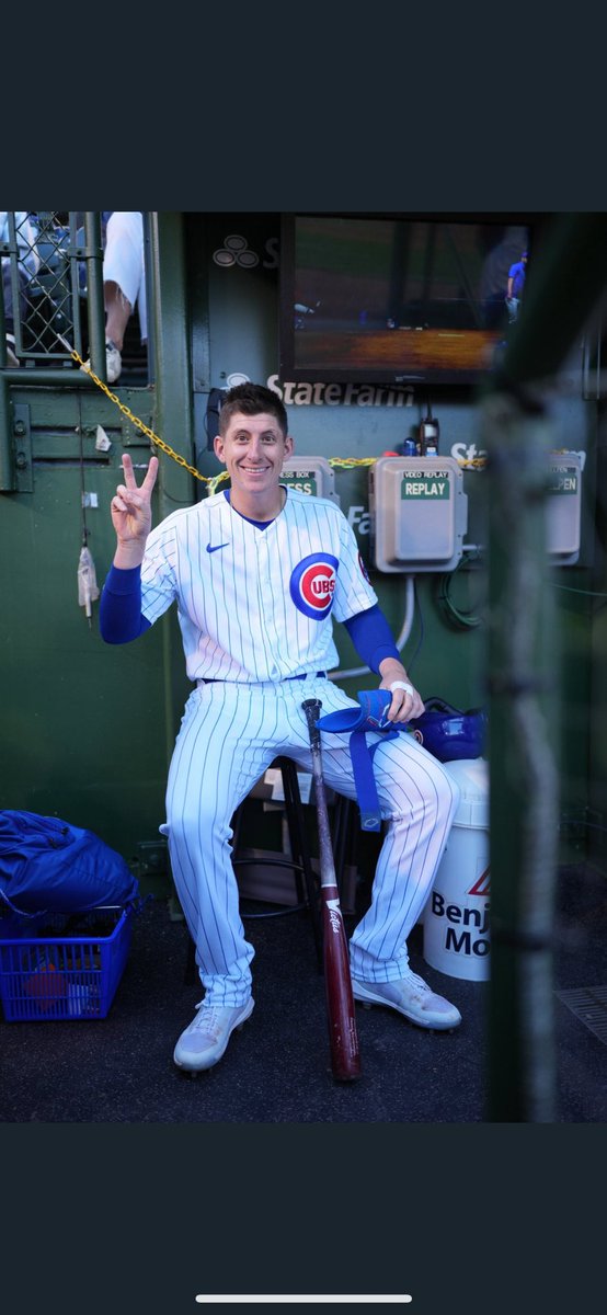 fttarmy's tweet image. Frank is closing the chapter on his playing days and taking his talents to the dugout to coach and inspire kids to push towards the dream that he played out in real life. Frank made a lifetime of memories for us and we couldn’t thank him enough! The Army is still strong! ✌🏻❤️🐻🪖