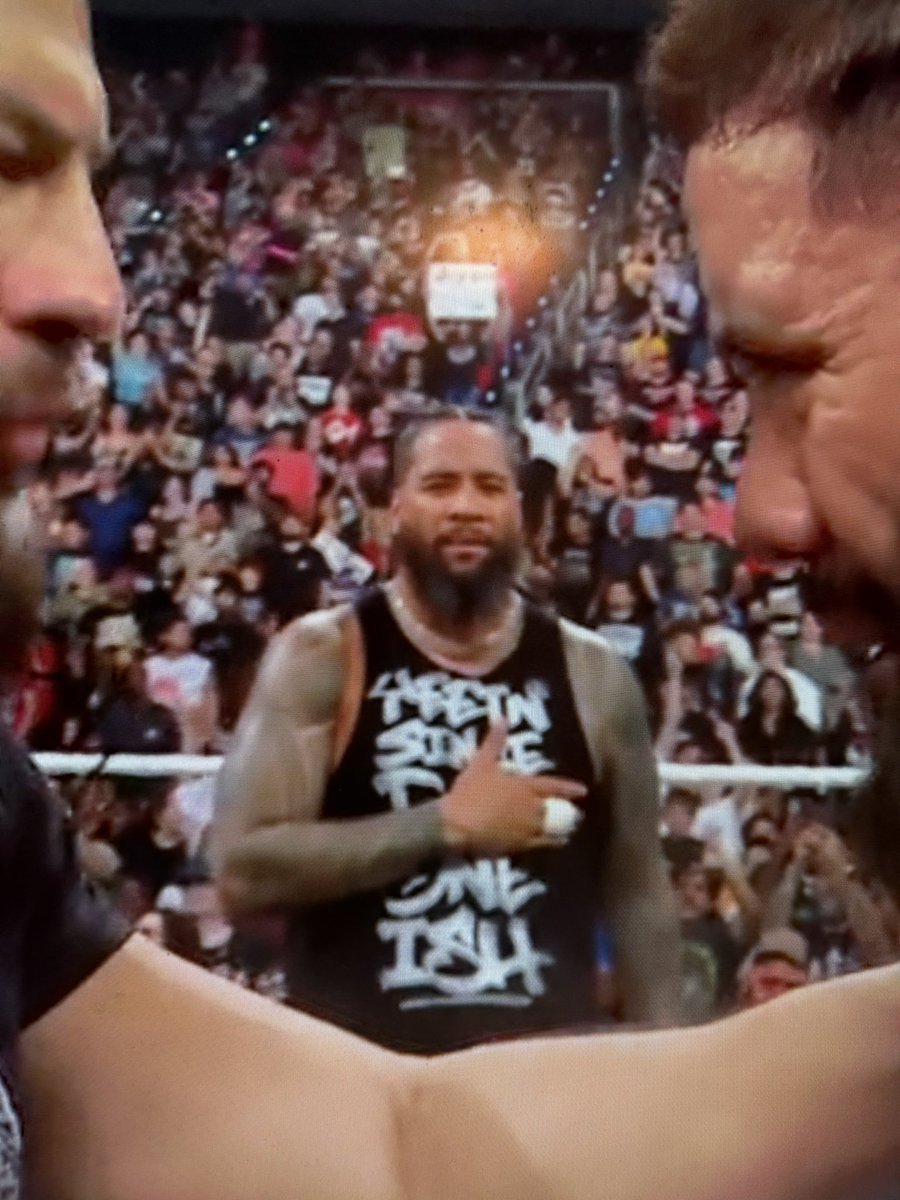 #wweraw 👀