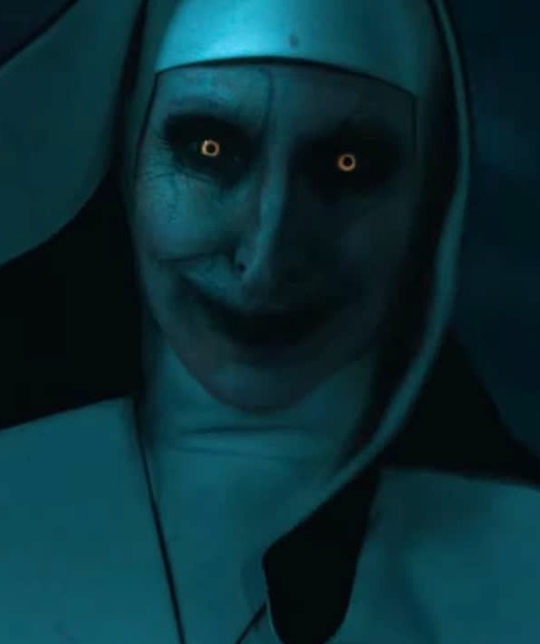<a href="/MandrilandiaX/">Mandrilandia</a> Ya no es Cristina 
Es el que habita dentro