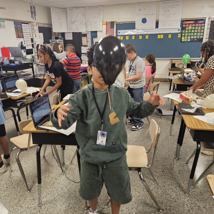 SparrowRoadInt1's tweet photo. 🚀 Mrs. Koontz’s class tackled the 4th Grade Science Design Challenge—creating travel protocols for exploring different planets! 🌍➡️🪐
From extreme weather to mission equipment, these future scientists planned it all. 👩‍🚀💡 #BravesRISE https://t.co/iCnL9RWf3j