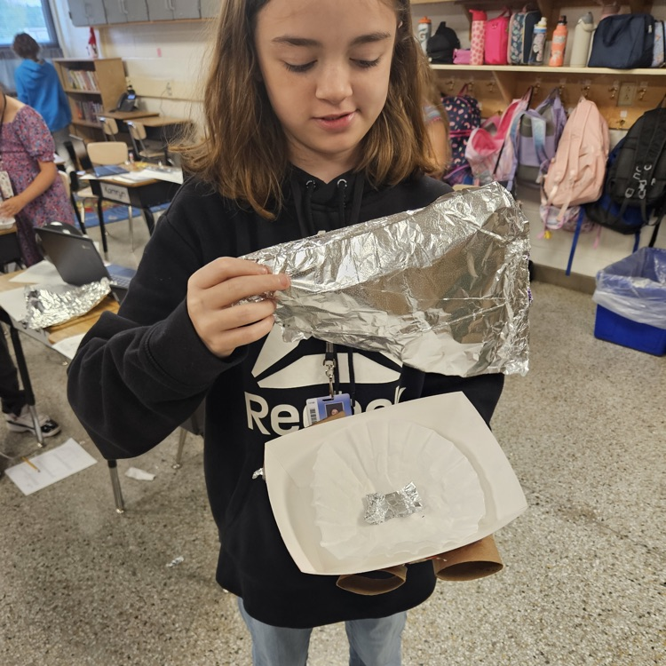 SparrowRoadInt1's tweet photo. 🚀 Mrs. Koontz’s class tackled the 4th Grade Science Design Challenge—creating travel protocols for exploring different planets! 🌍➡️🪐
From extreme weather to mission equipment, these future scientists planned it all. 👩‍🚀💡 #BravesRISE https://t.co/iCnL9RWf3j