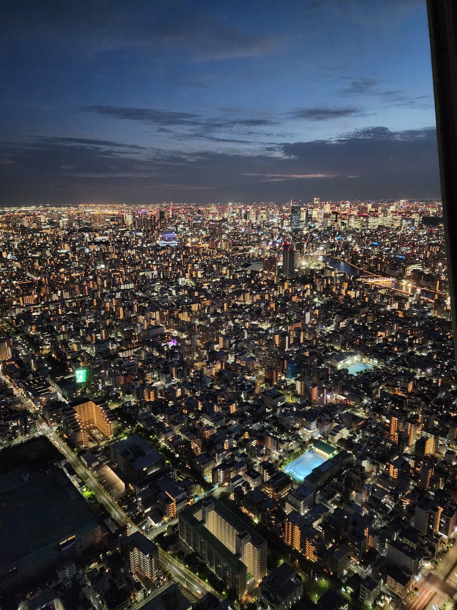 PittChris22184's tweet photo. ここ数週間の日本旅行は本当に最高でした！東京の渋谷・秋葉原、横浜のポケモンチャンピオンズリーグ、名古屋のジブリパーク、どれも忘れられない体験。Xで知り合った友達にも会えて感動！また日本に行ってもっと友達に会いたいです😄 https://t.co/PBlFEK4qOY