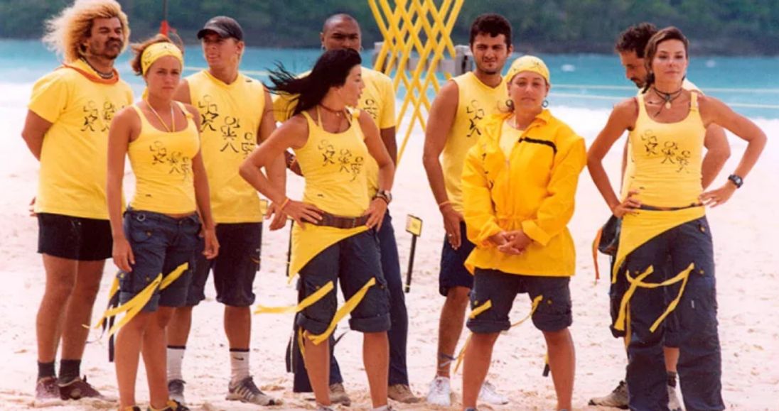 Penichona99's tweet photo. Devuelvanme estos uniformes, las playas y las pruebas de verdad 
#DesafioDelSigloXXI @CaracolTV https://t.co/3LREB9i6Hf