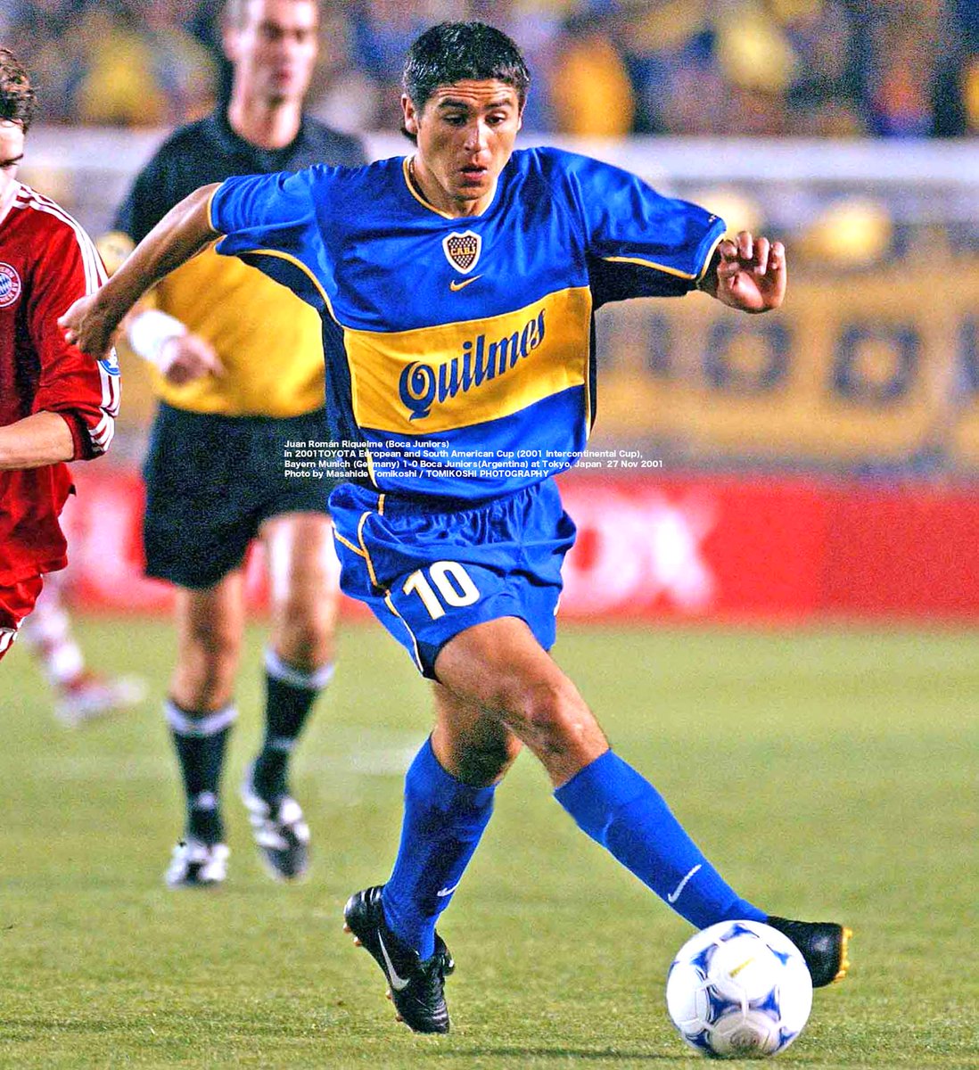 Juan Román Riquelme (Boca Juniors) 
in 2001TOYOTA European and South American Cup (2001 Intercontinental Cup), 
Bayern Munich (Germany) 1-0 Boca Juniors(Argentina) 
at Tokyo, Japan  27 Nov 2001
Photo by Masahide Tomikoshi / TOMIKOSHI PHOTOGRAPHY