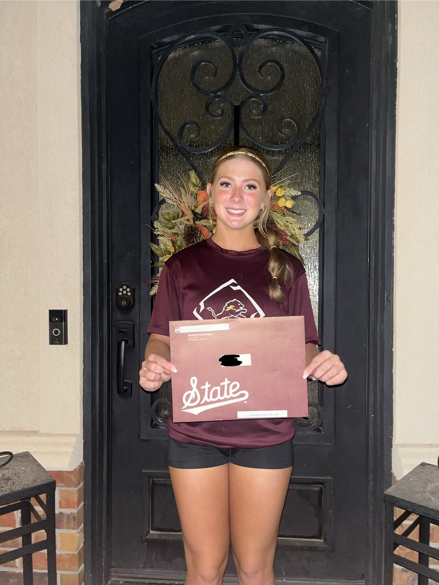 peytonmhector's tweet image. Came 🏠 from my school ball game to some ✉️ from @HailStateSB I can’t wait to come to another camp in the winter! #godogs 
@MojoPardue 
@Coach_Ricketts 
@MrCoachTbratt 
@CoachZacShaw