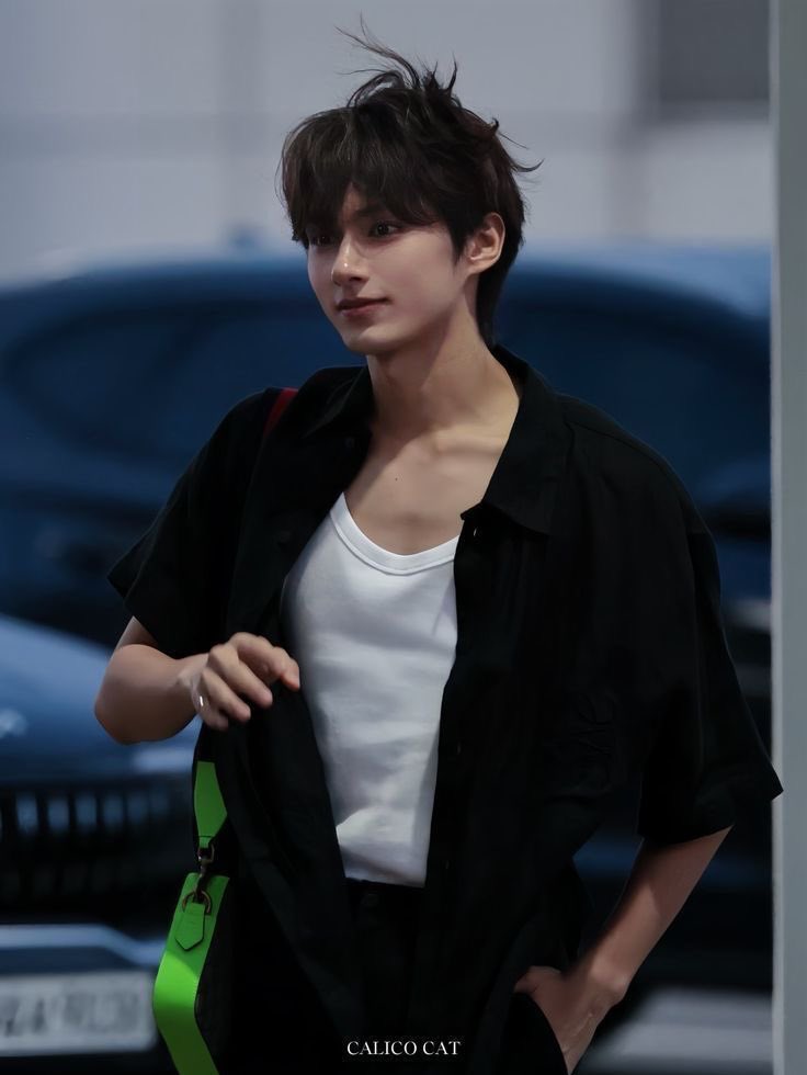 ᅠᅠᅠᅠᅠᅠ
ᅠᅠ
          Good Morning!
    
          On my way to Paris for the Valorant
          Championships. Whatever team will 
          win, I hope to watch good games in 
          the next days. Have a good day all. :)

          ・───── 𝐦𝐨𝐨𝐧 
ᅠᅠ
ᅠᅠ