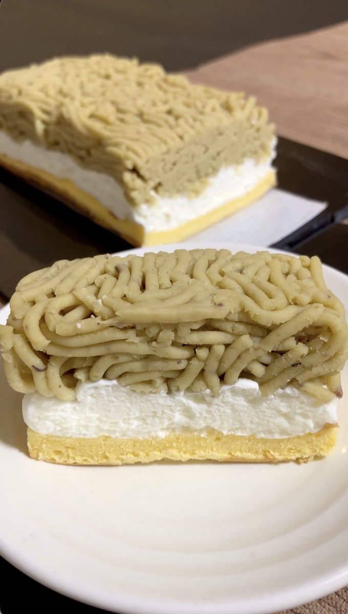 🍂笠間産・採れたて栗を贅沢に使用🌰 「新栗芳醇モンブラン」大好評