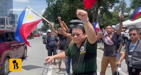 fir3manPH's tweet photo. @Mikegabinete @ABSCBNNews In reality. https://t.co/xJE3Y7XBQF