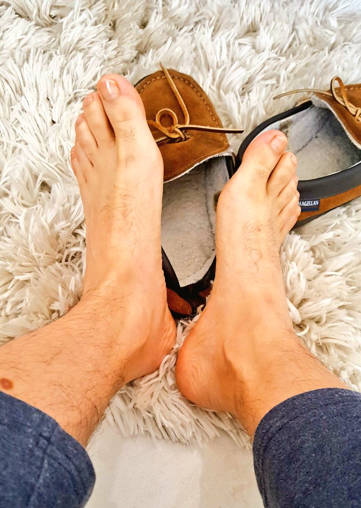 Sleepers, sweaty feet... Lick my toes 👣😛 <a href="/CarlitosFj46773/">Carlos</a>