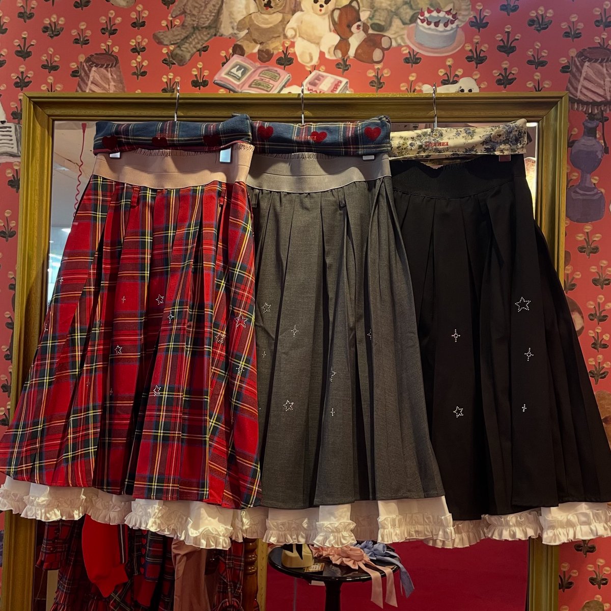 HEIHEI フリルレイヤード グリッタースカート 黒 ブラック ❣️OPEN❣️ ❤️🩶🖤フリルレイヤードグリッタースカート ¥29,700-in