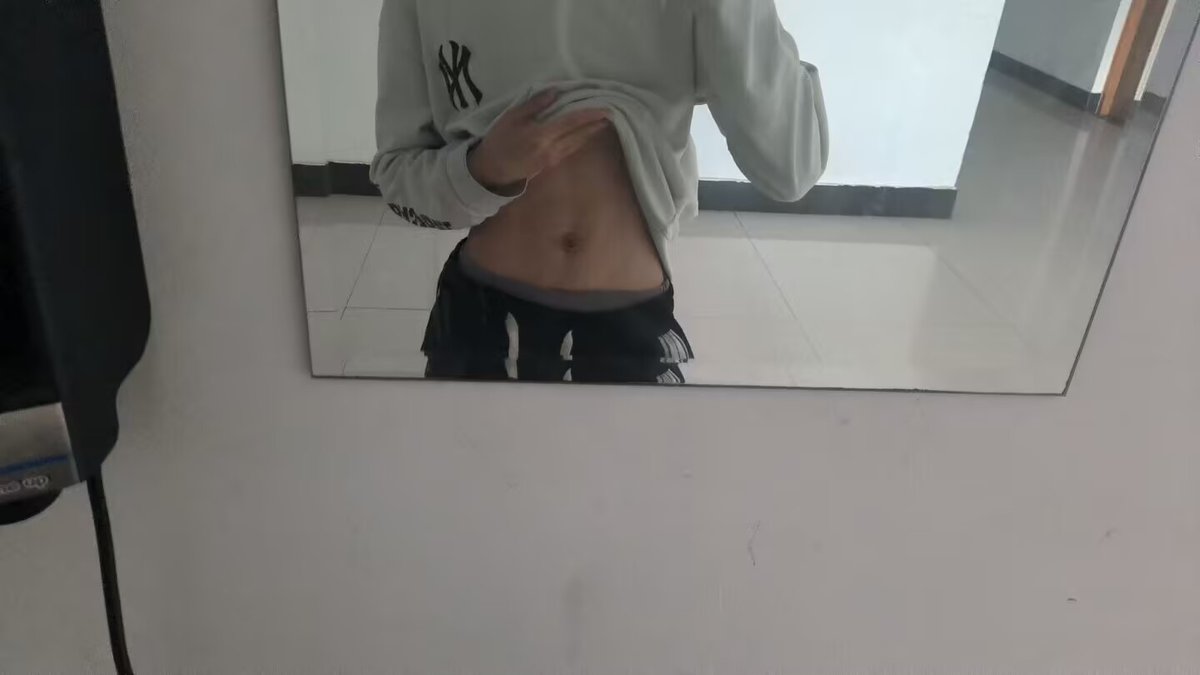 99junhahaha's tweet photo. ＃伪娘 ＃男娘 来陪我玩吧 https://t.co/109YsqADp9
