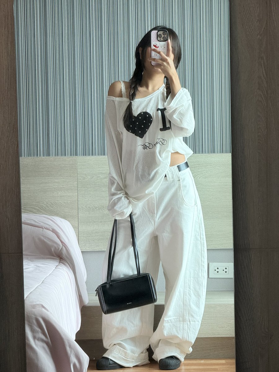 getspt's tweet image. ยีนส์หลักร้อยทำถึงมาก T . T 

s.shopee.co.th/3LHqZP2Pvm