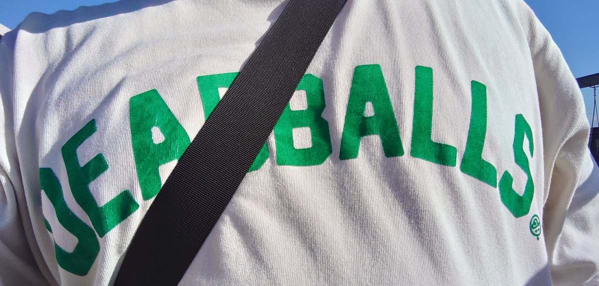 ichigo_peroyosh's tweet image. 初万博なう🙆

入り口ゲートで服いいですねー！って声かけられた🤩
宣伝しておきました🫰

#EVILWIRE